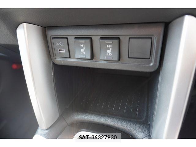 Toyota COROLLA CROSS 2025-01 8779774-11