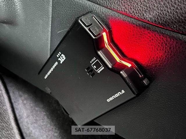 Toyota COROLLA CROSS 2024-06 8795524-9