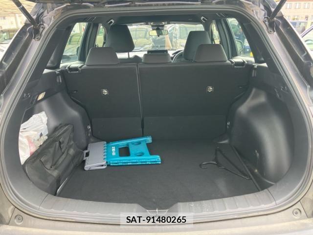 Toyota COROLLA CROSS 2022-07 8828285-13