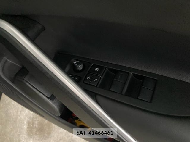 Toyota COROLLA CROSS 2023-06 8828277-11