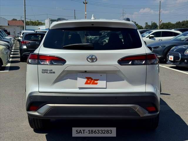 Toyota COROLLA CROSS 2022-08 8828284-13