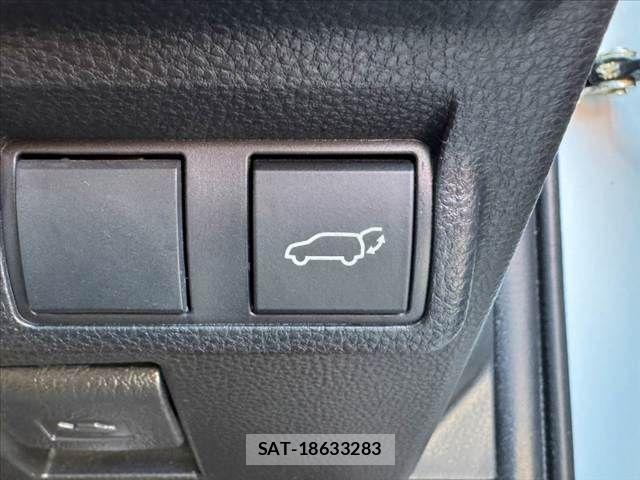 Toyota COROLLA CROSS 2022-08 8828284-24
