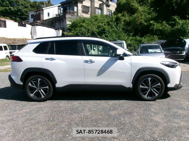 Toyota COROLLA CROSS 2023-09 8870665-10