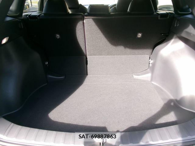 Toyota COROLLA CROSS 2023-12 8870668-11