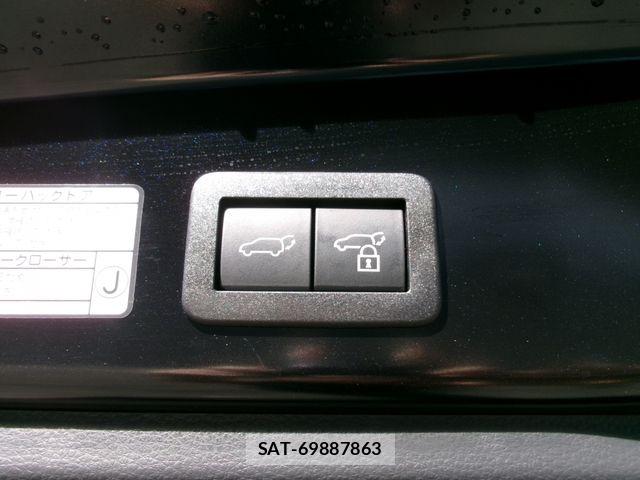 Toyota COROLLA CROSS 2023-12 8870668-12