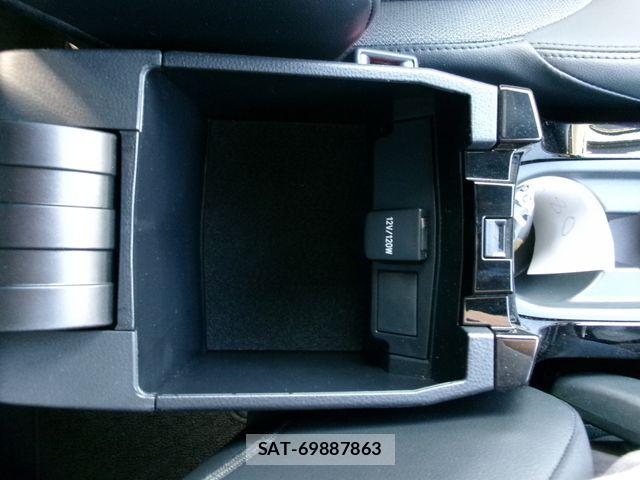 Toyota COROLLA CROSS 2023-12 8870668-25