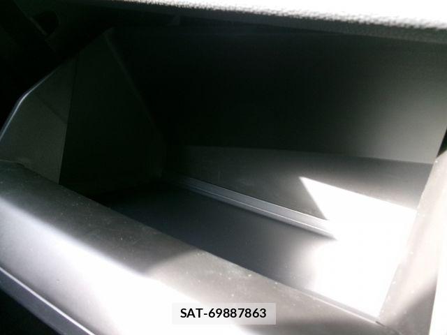Toyota COROLLA CROSS 2023-12 8870668-26