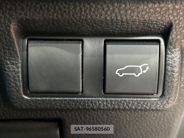 Toyota COROLLA CROSS 2025-01 8879146-6