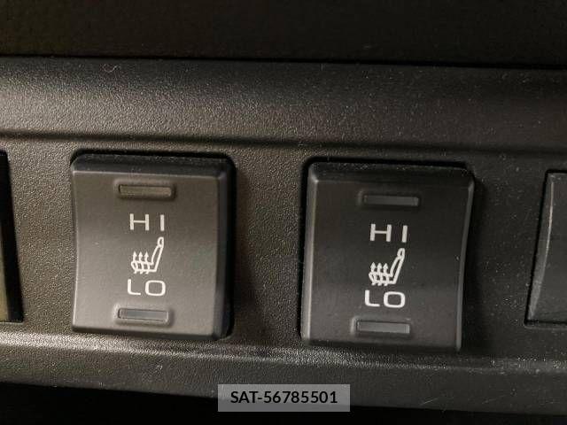 Toyota COROLLA CROSS 2023-03 625307-10