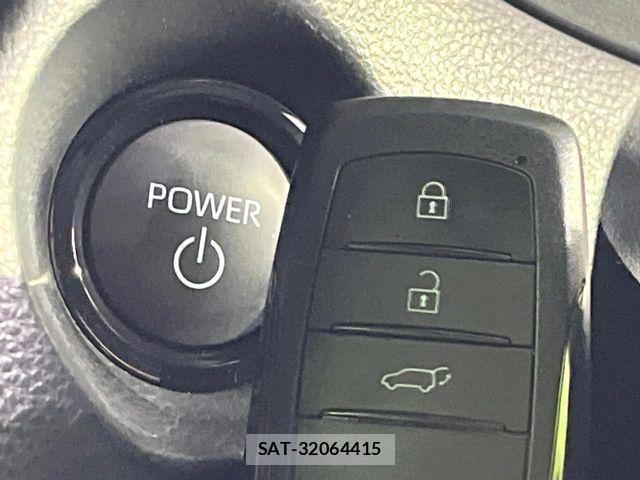 Toyota COROLLA CROSS 2024-06 1214136-6