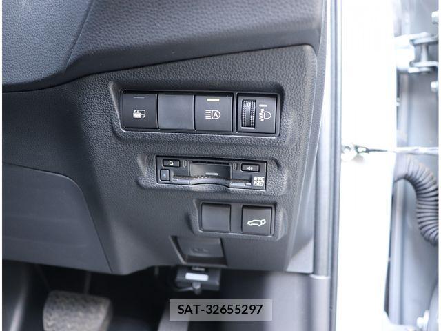 Toyota COROLLA CROSS 2023-11 1219665-8