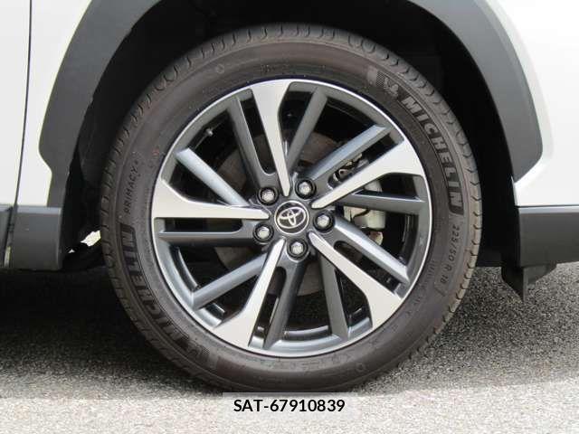 Toyota COROLLA CROSS 2022-11 1227514-15