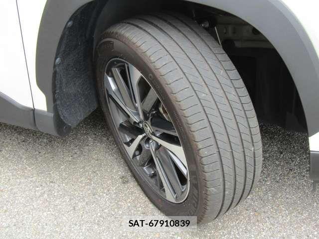 Toyota COROLLA CROSS 2022-11 1227514-17