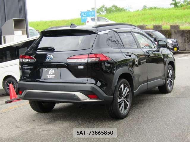 Toyota COROLLA CROSS 2022-11 1227515-14