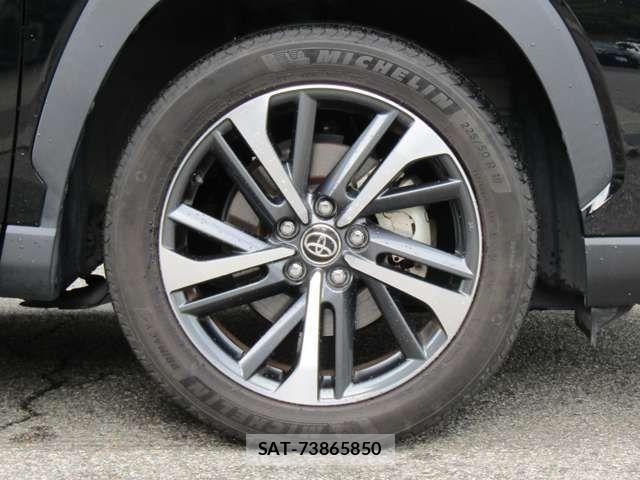 Toyota COROLLA CROSS 2022-11 1227515-15
