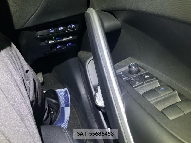 Toyota COROLLA CROSS 2022-11 1256013-14