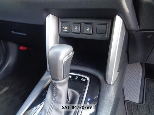 Toyota COROLLA CROSS 2023-10 1361756-8