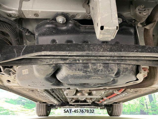 Toyota COROLLA CROSS 2025-04 1716944-18