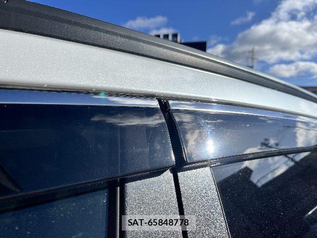 Toyota COROLLA CROSS 2022-09 1846079-21