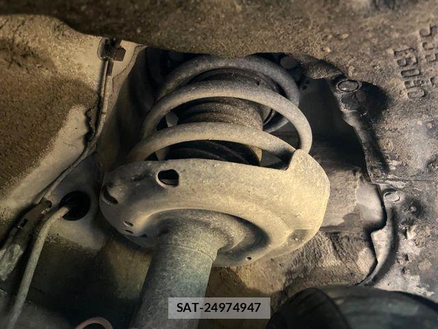 Toyota COROLLA CROSS 2023-09 3356213-19