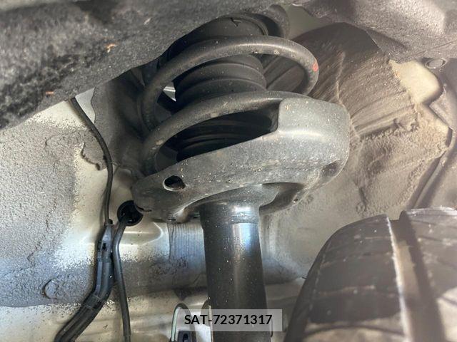 Toyota COROLLA CROSS 2024-11 4321718-19