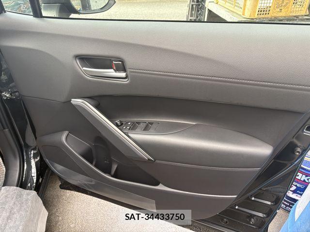 Toyota COROLLA CROSS 2026-01 4420116-5