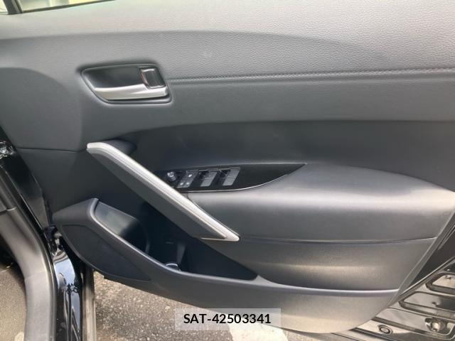 Toyota COROLLA CROSS 2025-04 5862817-10