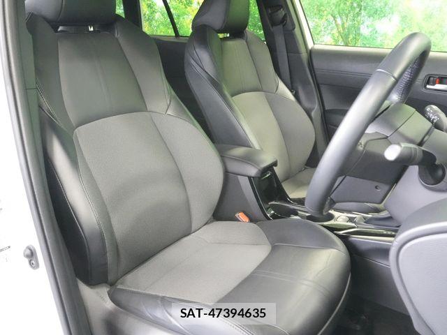Toyota COROLLA CROSS 2021-10 6242907-23