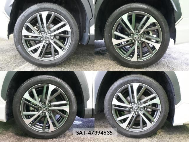 Toyota COROLLA CROSS 2021-10 6242907-4