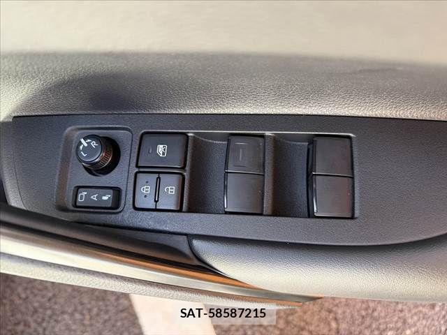 Toyota COROLLA CROSS 2025-06 6242892-21