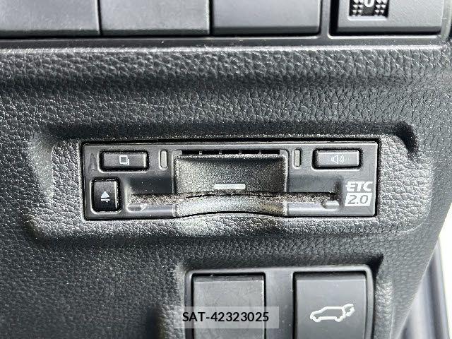 Toyota COROLLA CROSS 2024-12 6271304-15