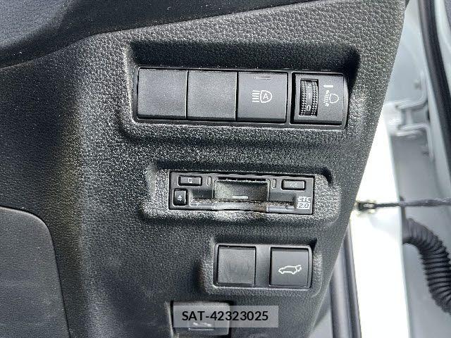 Toyota COROLLA CROSS 2024-12 6271304-16