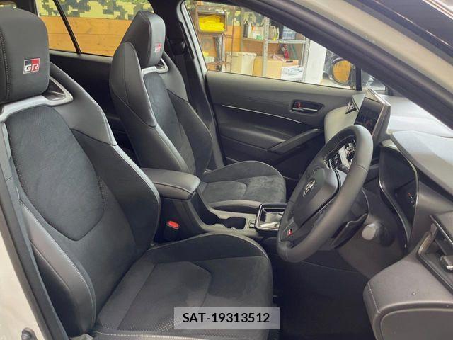 Toyota COROLLA CROSS 2026-03 6641366-7