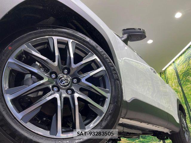 Toyota COROLLA CROSS 2026-03 6715853-12