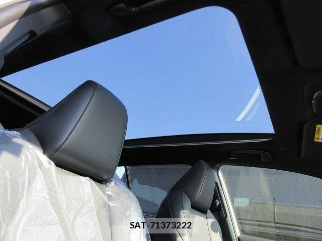 Toyota COROLLA CROSS 2026-02 6751080-18