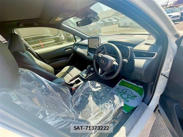 Toyota COROLLA CROSS 2026-02 6751080-21