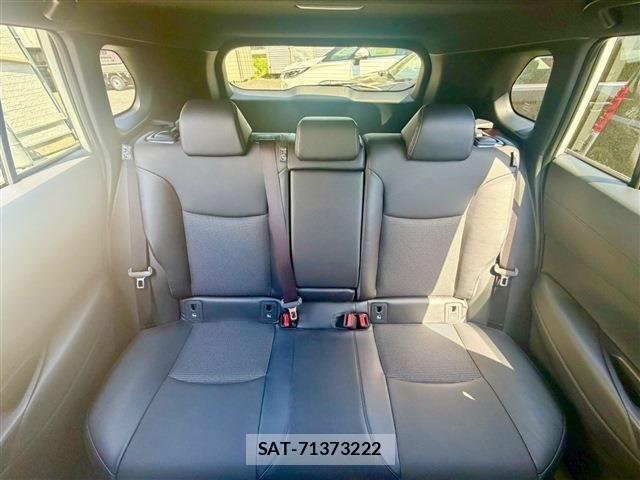 Toyota COROLLA CROSS 2026-02 6751080-22