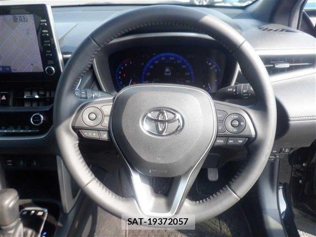 Toyota COROLLA CROSS 2023-02 6751075-3