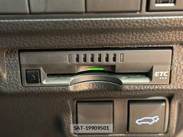Toyota COROLLA CROSS 2023-02 6751086-5