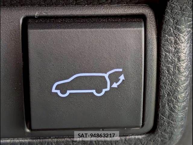 Toyota COROLLA CROSS 2022-07 6814278-7