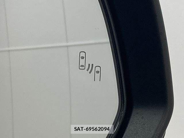 Toyota COROLLA CROSS 2023-12 6814277-10