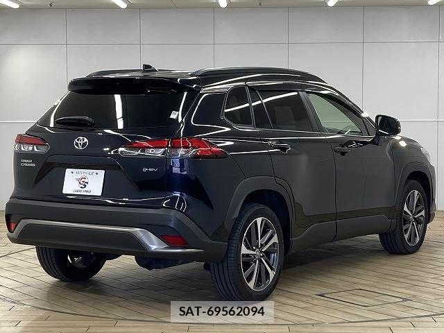 Toyota COROLLA CROSS 2023-12 6814277-16