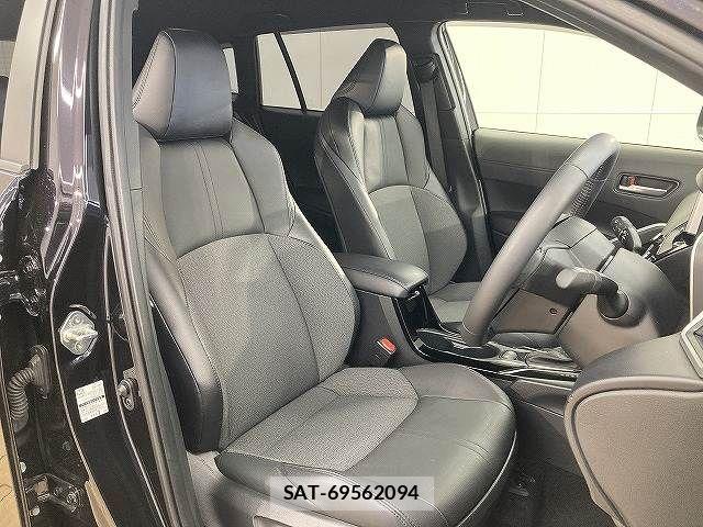 Toyota COROLLA CROSS 2023-12 6814277-4