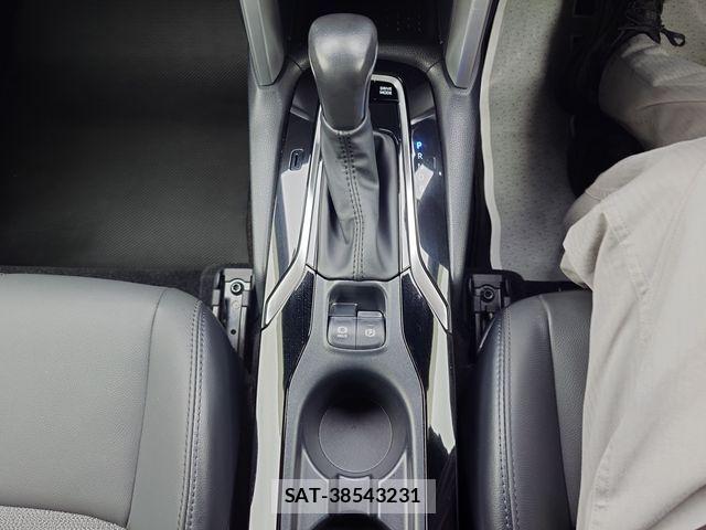 Toyota COROLLA CROSS 2023-08 6814272-17