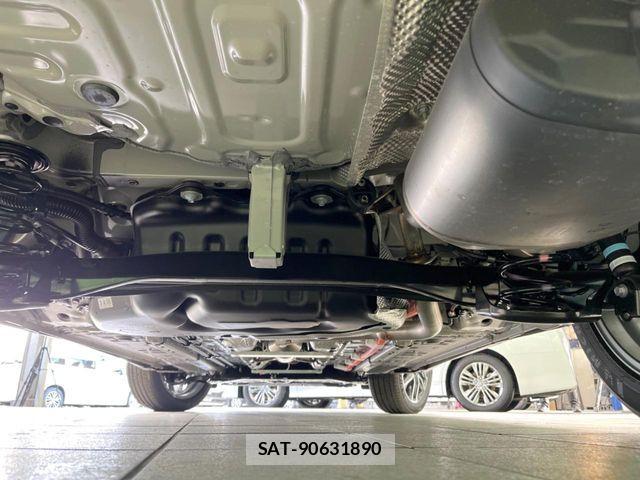 Toyota COROLLA CROSS 2026-02 6814247-18