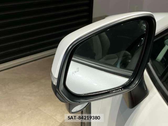 Toyota COROLLA CROSS 2023-12 6903447-8