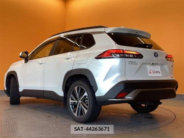 Toyota COROLLA CROSS 2021-11 6903435-12