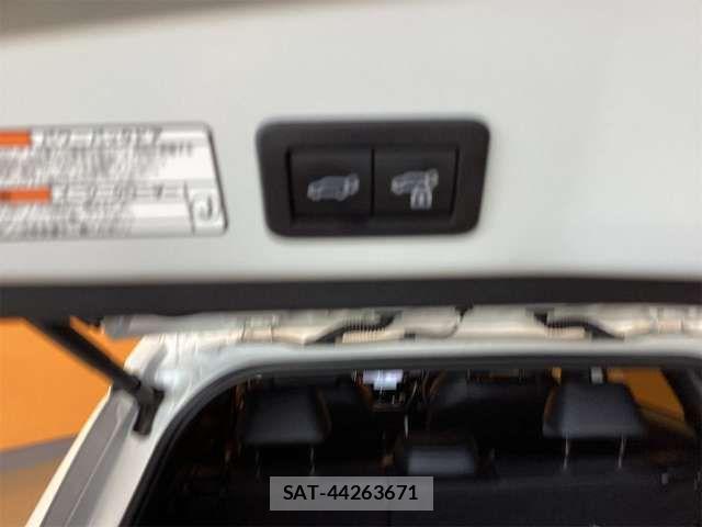 Toyota COROLLA CROSS 2021-11 6903435-19