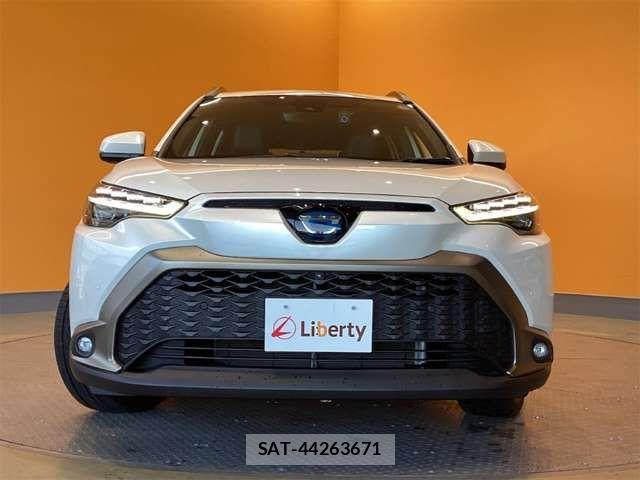 Toyota COROLLA CROSS 2021-11 6903435-7