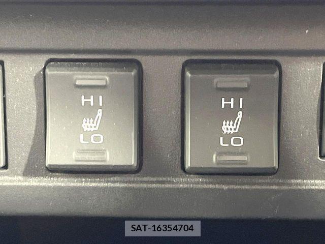 Toyota COROLLA CROSS 2024-05 6903433-6